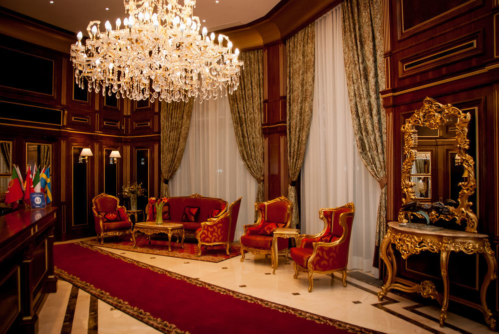 Hotel Royal Park Chişinău Extérieur photo